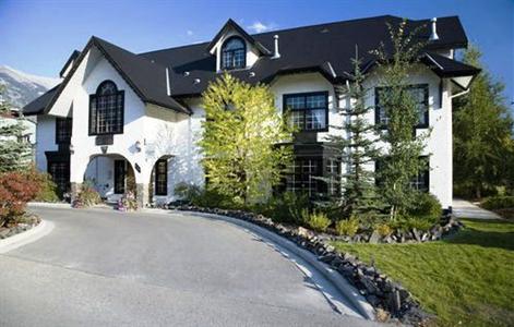 Georgetown Inn Canmore