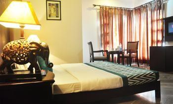 OYO Rooms Noida Sector 52 Block B