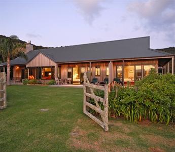 Pawhaoa Bay Lodge