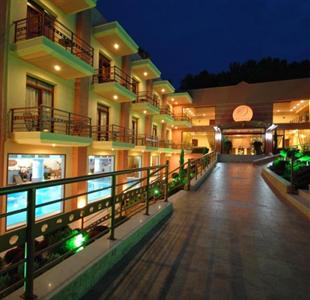 4 Epoxes Hotel