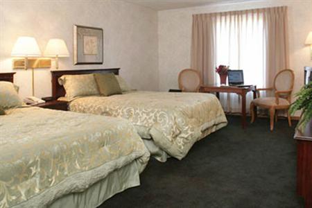 Foothills Inn