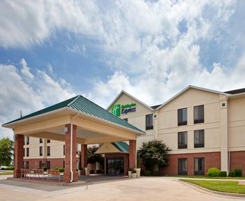 Holiday Inn Express Warrensburg