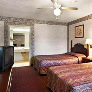 Palace Inn - Channelview