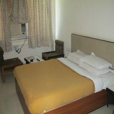 Hotel Gaurav Vadodara