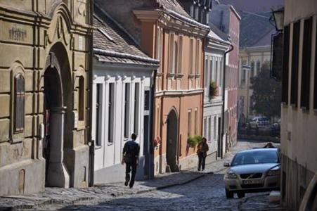 Central Lodge Szekesfehervar