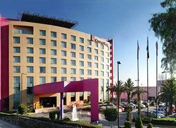Camino Real Perinorte Hotel Tlalnepantla