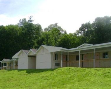 Passport Inn & Suites Chaplin