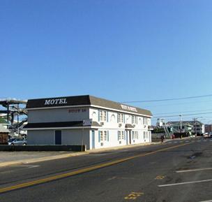 Buoy 16 Motel