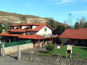 Aparthotel Rural Picu Castiellu