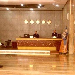 Huayang Nianhua Hotel Dalian