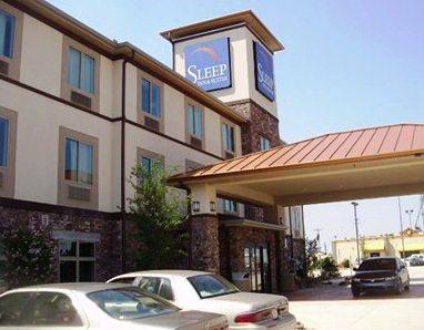 Sleep Inn & Suites Hennessey