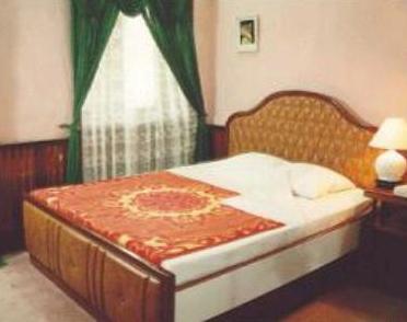 MOD Palace Hotel