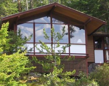 Burchill's B&B by the Sea