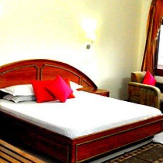 Hotel Spring