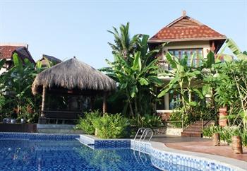 Bulongsai Holiday Hotel