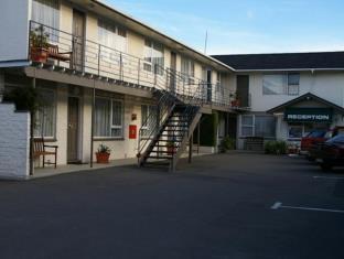 Adelphi Motel Merivale