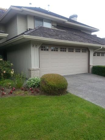 Homestay in Surrey near Walnut Park