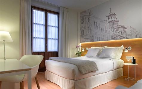 Hotel Parraga Siete