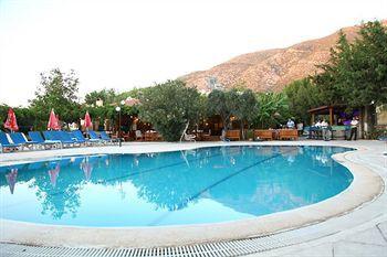 Gokcen Hotel And Apartments