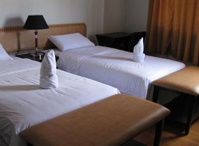 Cinfandel Suites