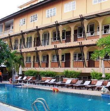 Sabai Lodge