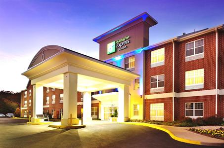 Holiday Inn Express & Suites Manassas