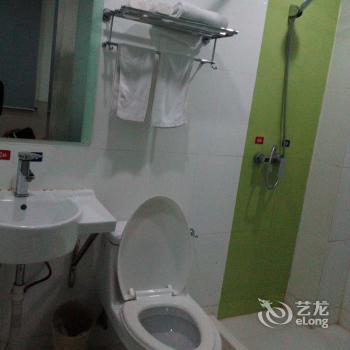 Hanting Hi Inn Hangzhou Wushan Square
