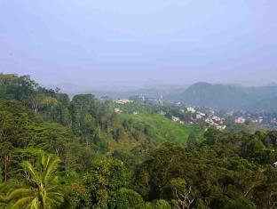 Kandy Highland Hotel