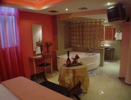 Niki Hotel
