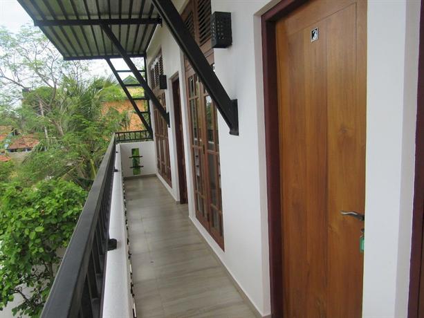 Good Luck Hotel Negombo