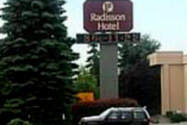 Radisson Airport