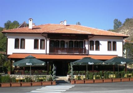 Rozhena Hotel