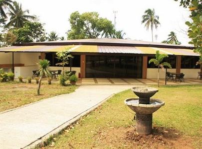Alfonso Hotel Farm