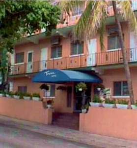 Towne Hotel