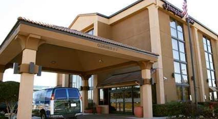 Hampton Inn Airport South Irving