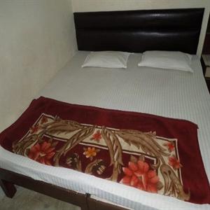 Hotel Rishi