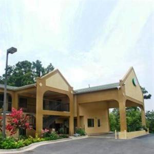 M-Star Kennesaw by Magnuson Hotels