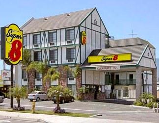 Super 8 Westminster