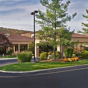 Courtyard by Marriot Mahwah