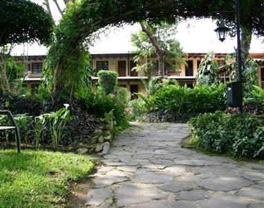 Las Farolas Hotel