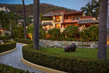 Viceroy Zihuatanejo