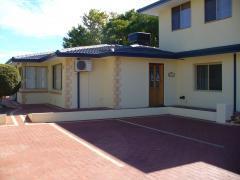 Royal Dolphin Bed&Breakfast