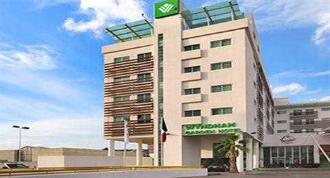 Wyndham Garden Leon Centro Max