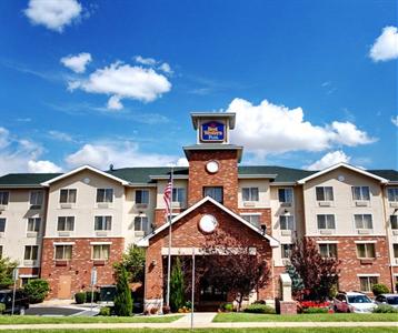 Best Western Gateway Inn and Suites Aurora