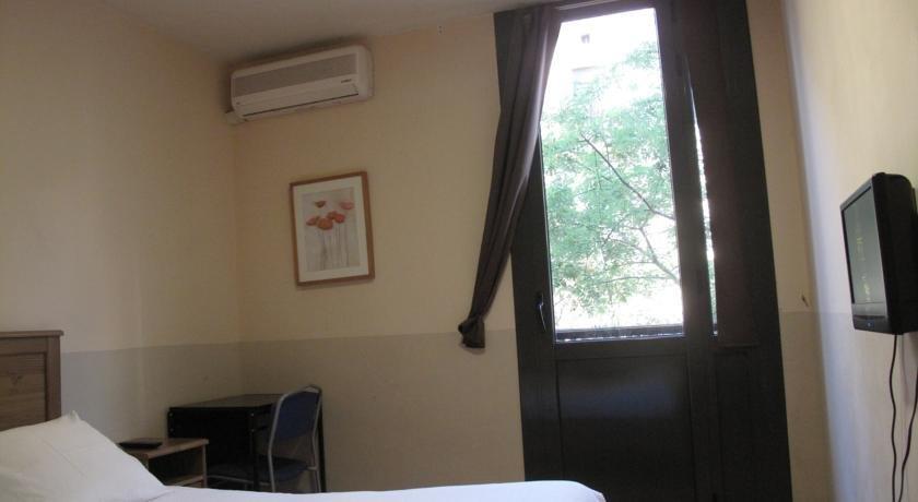 Hostal LK