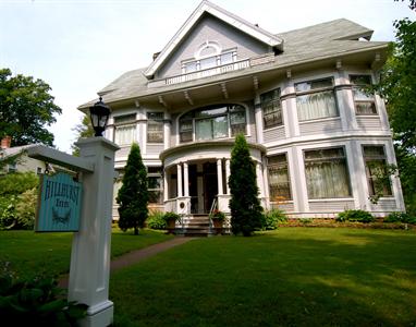 Hillhurst Inn
