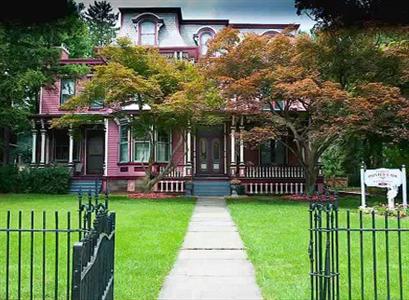 Elmira's Painted Lady Bed and Breakfast
