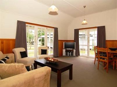 Huka Falls Resort