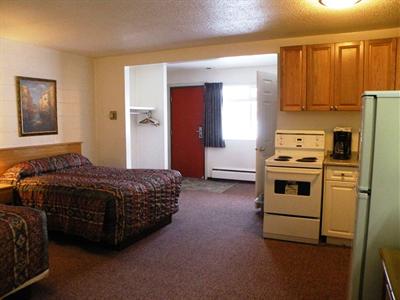 Silver Crest Lodge