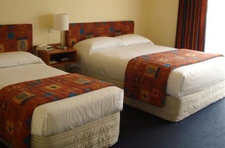 The Peaks Motor Inn